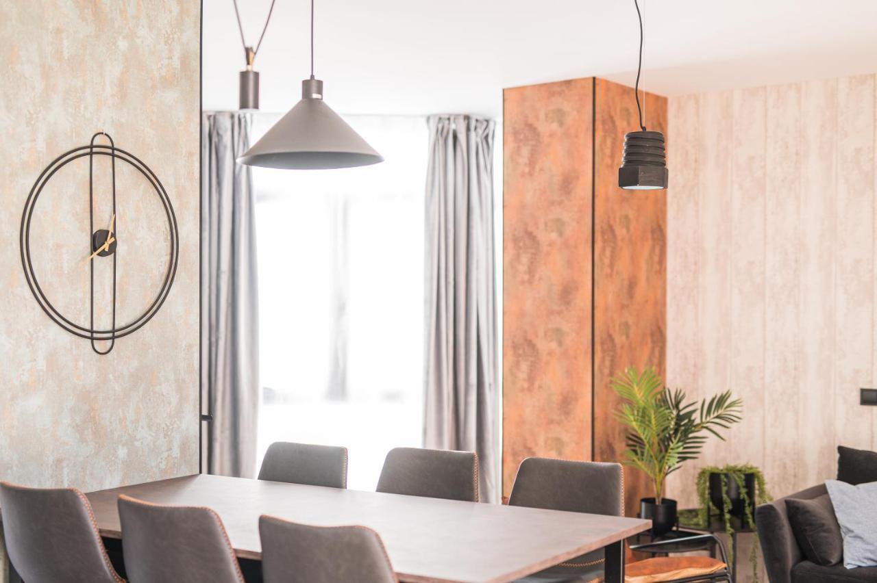 Boutique Apartments- La Gloria 1908 Apartment Almeria